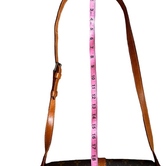 Louis Vuitton Chantilly Crossbody Bag - Picture 13 of 16